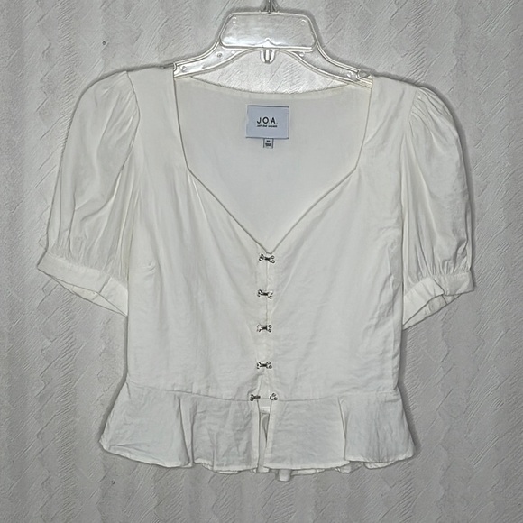JOA Revolve ivory satin front hook Blouse Size XS - Picture 2 of 5